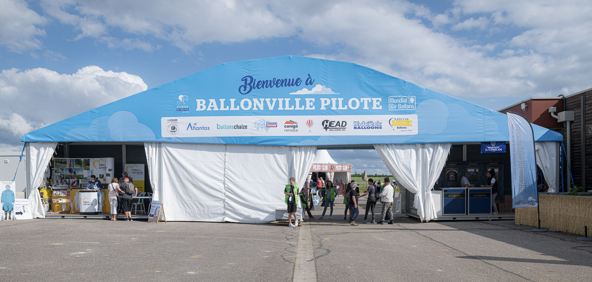 In the heart of BallonVille Pilote