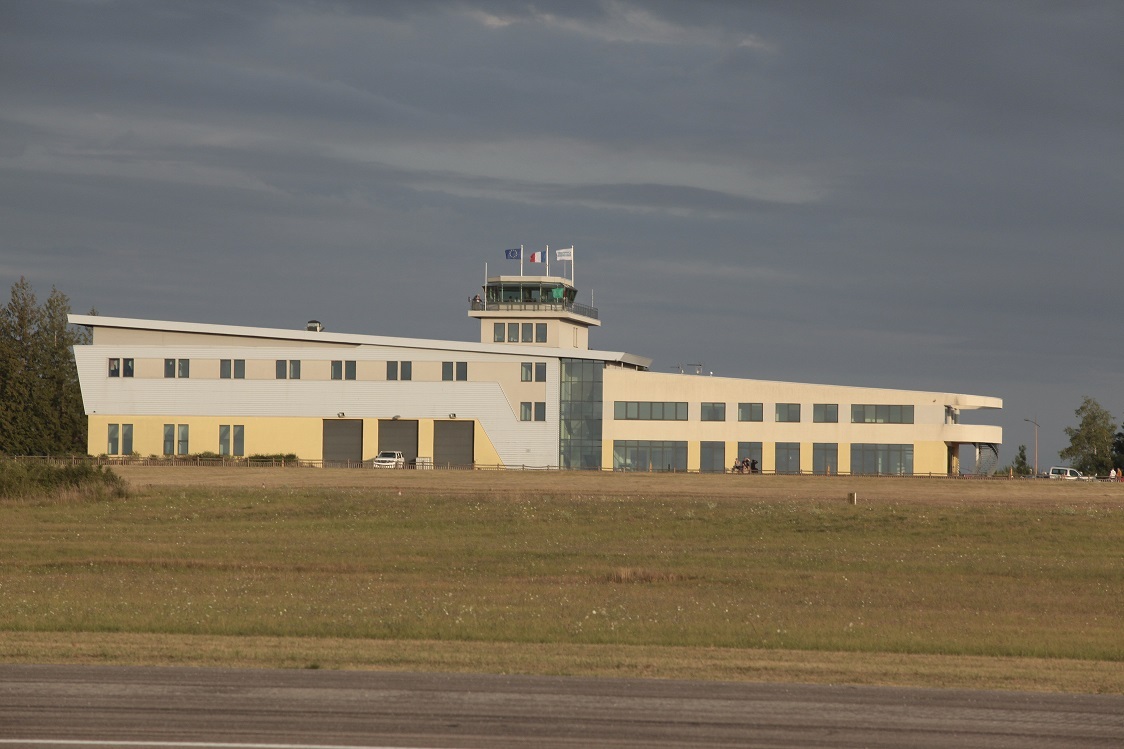 Future pilots and/or mechanics 