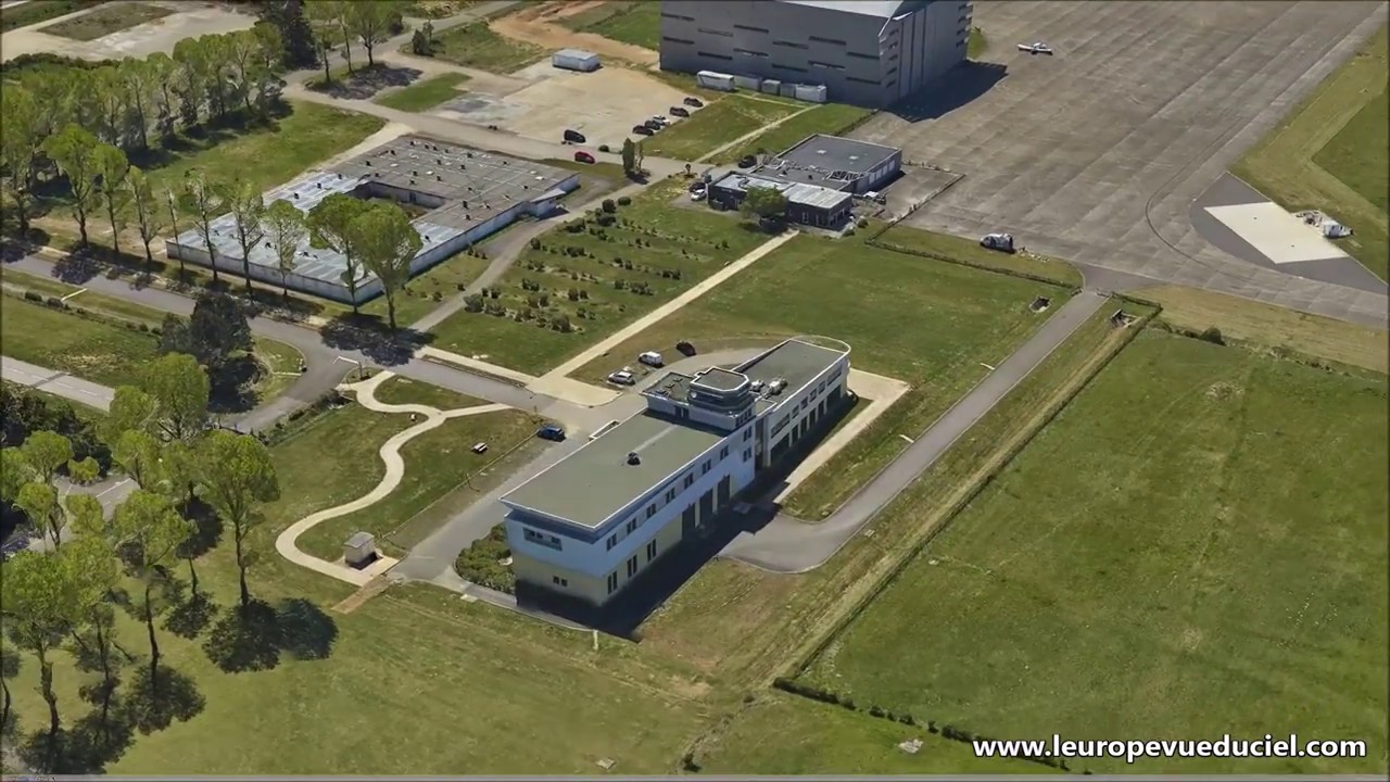 La fête sur l’aérodrome de Chambley début novembre